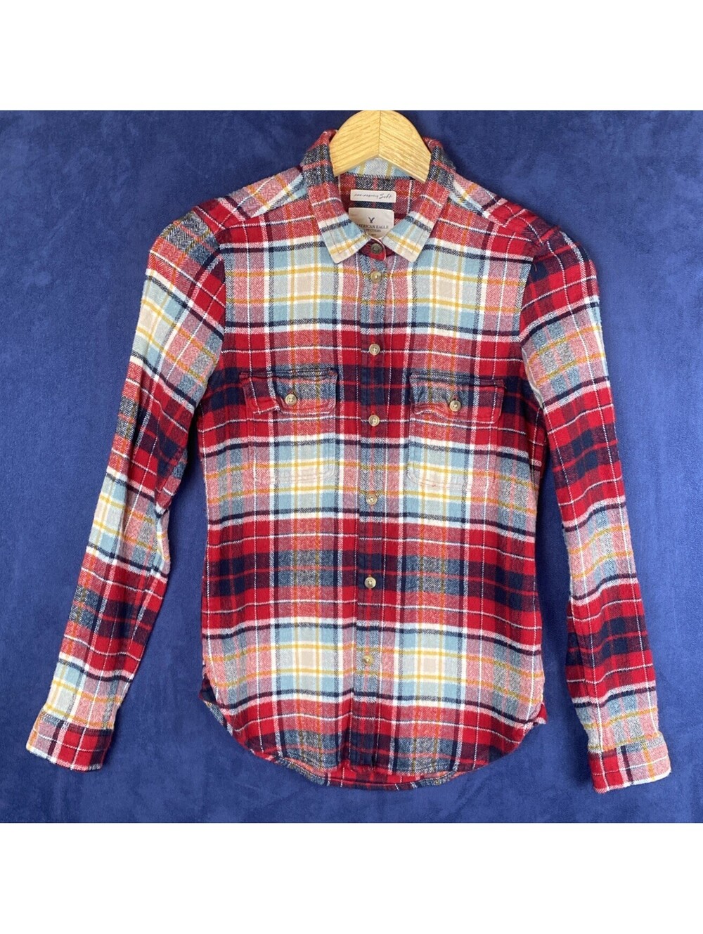 American Eagle ahhmazingly soft slim fit button up Plaid Flannel Shirt XS Red